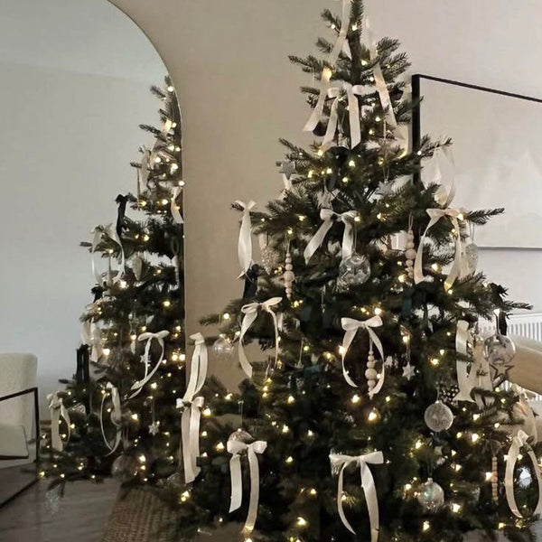 Tendances déco de Noël 2025 : 5 styles incontournables pour sublimer votre sapin