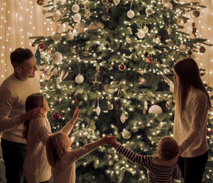 Comment décorer son sapin de Noël étape par étape